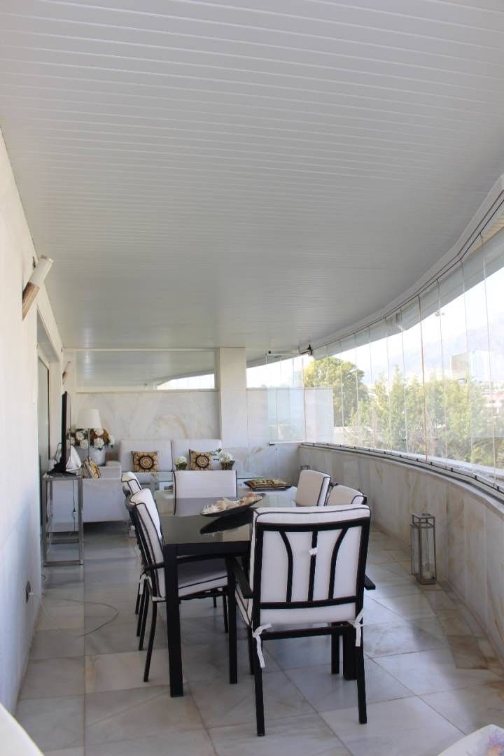 2 soveværelse Lejlighed til leje i Marbella med swimmingpool - € 6.000 (Ref: 8370543)