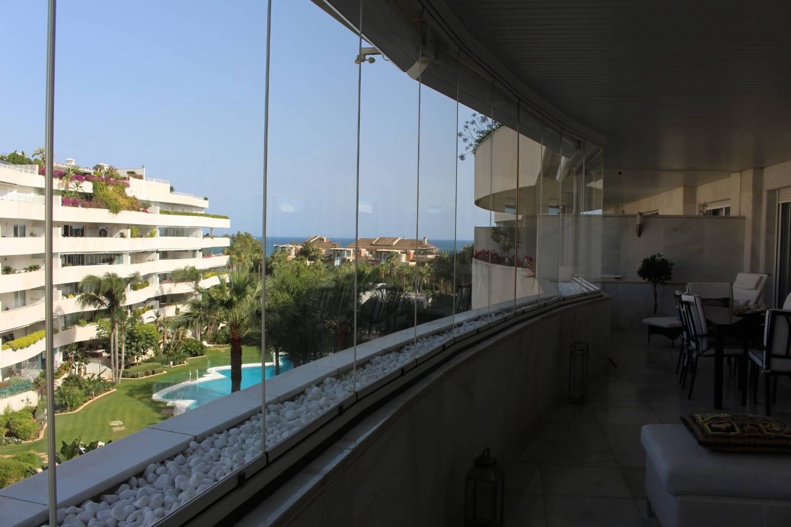 2 soveværelse Lejlighed til leje i Marbella med swimmingpool - € 6.000 (Ref: 8370543)