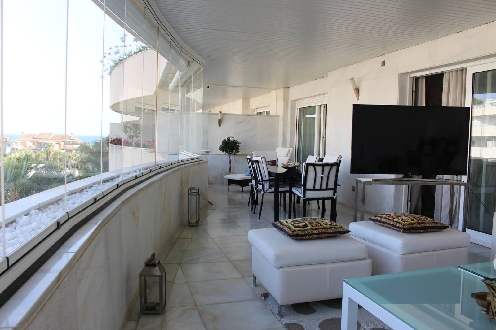 2 soveværelse Lejlighed til leje i Marbella med swimmingpool - € 6.000 (Ref: 8370543)