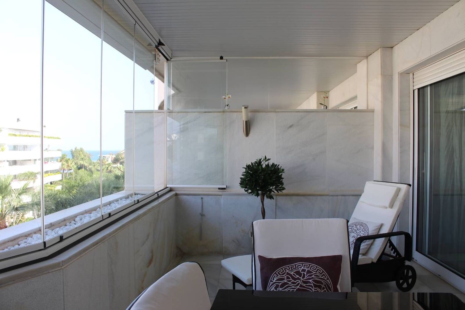 2 soveværelse Lejlighed til leje i Marbella med swimmingpool - € 6.000 (Ref: 8370543)