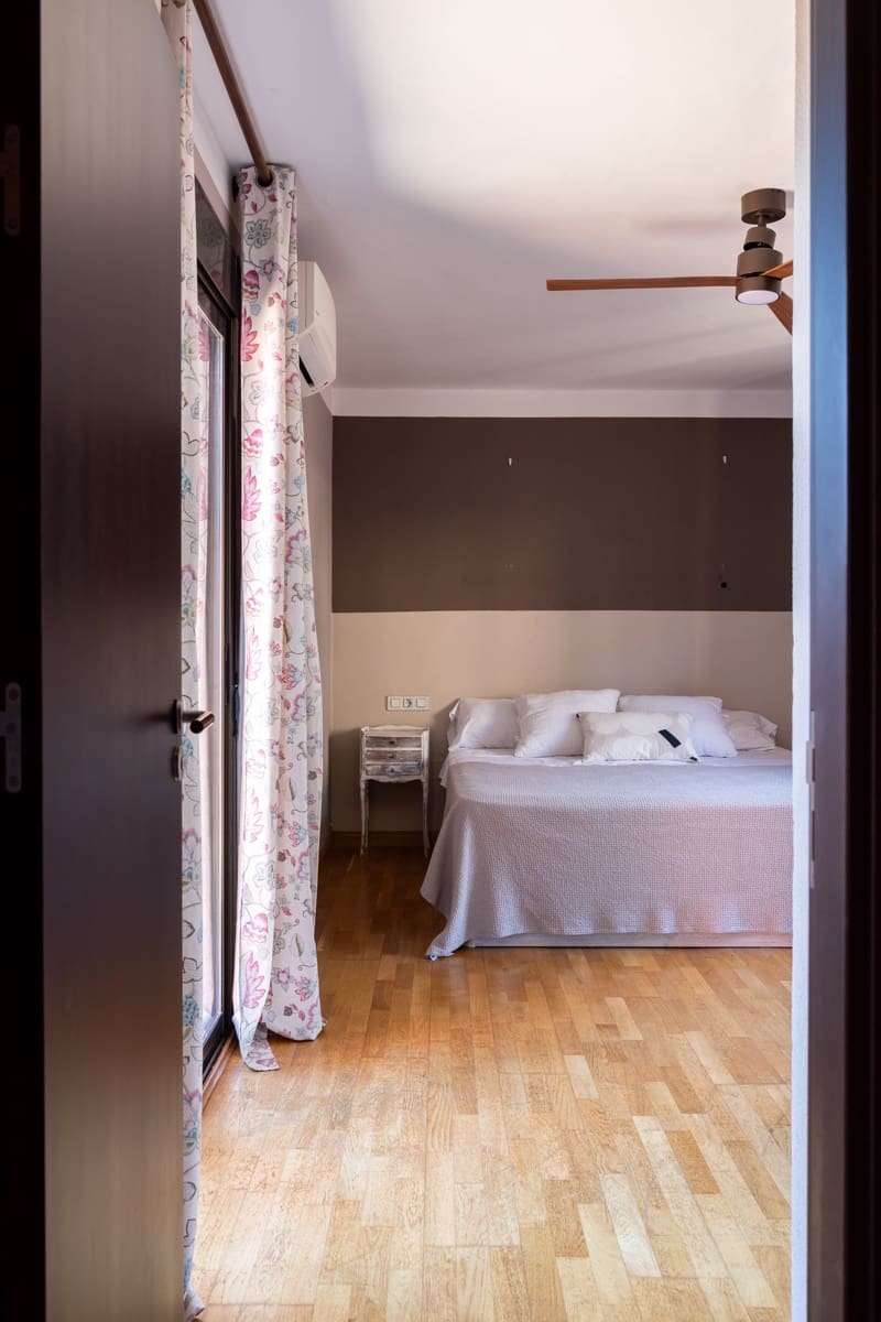 7 sypialnia Dom na sprzedaż w Alhaurin de la Torre z basenem - 850 000 € (Ref: 8374320)