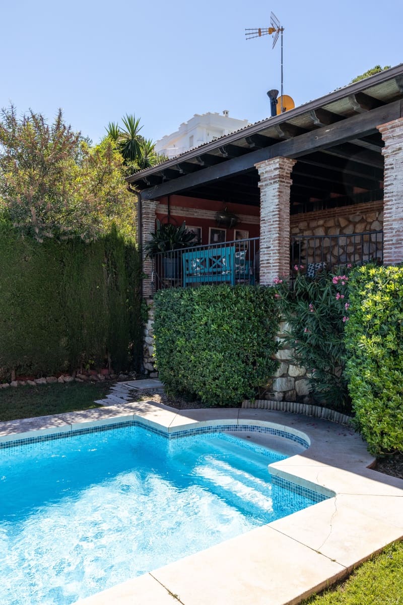 7 sypialnia Dom na sprzedaż w Alhaurin de la Torre z basenem - 850 000 € (Ref: 8374320)