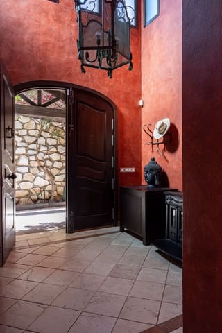 7 sovrum Hus till salu i Alhaurín de la Torre med pool - 850 000 € (Ref: 8374320)