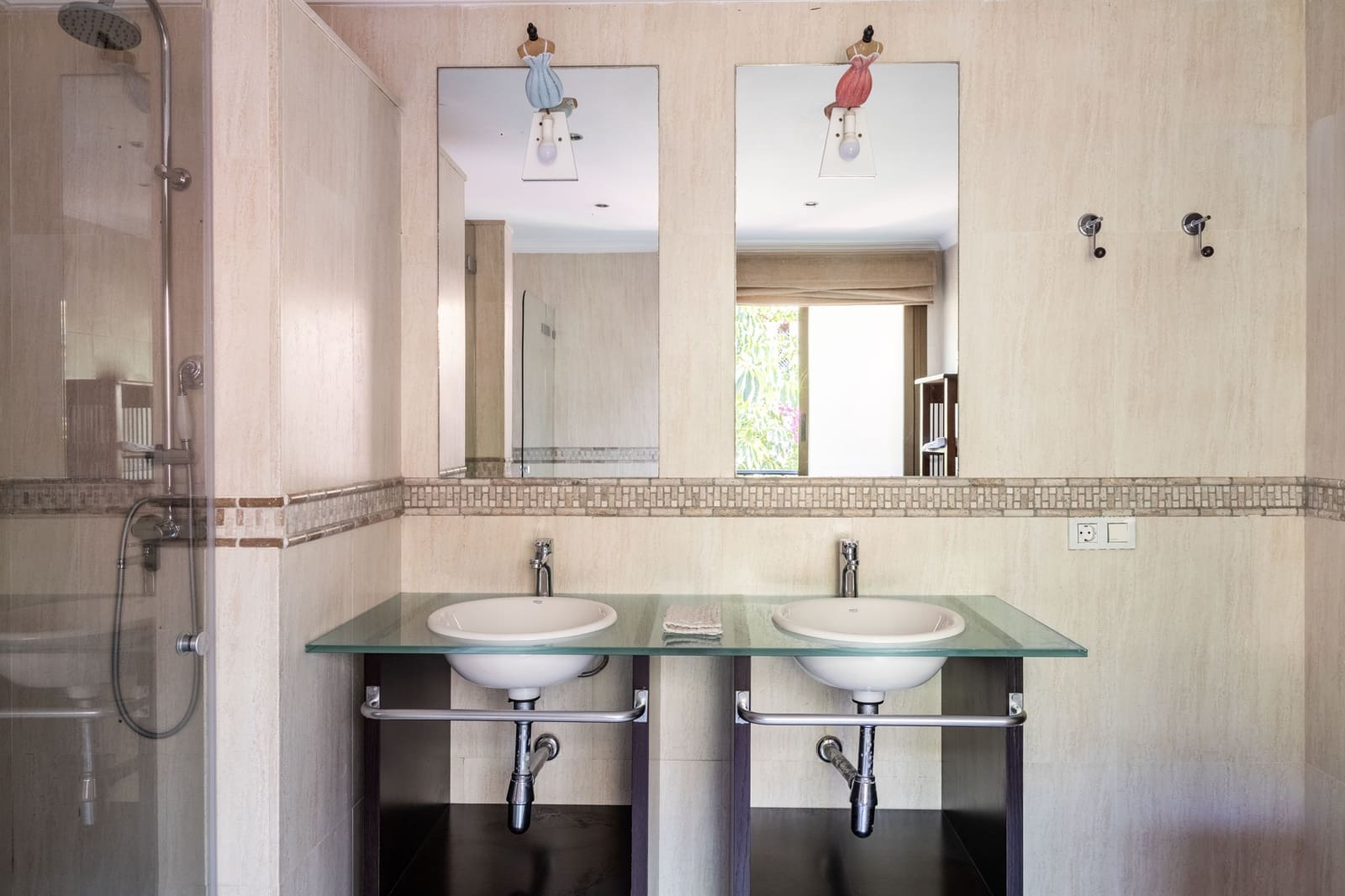 7 sypialnia Dom na sprzedaż w Alhaurin de la Torre z basenem - 850 000 € (Ref: 8374320)