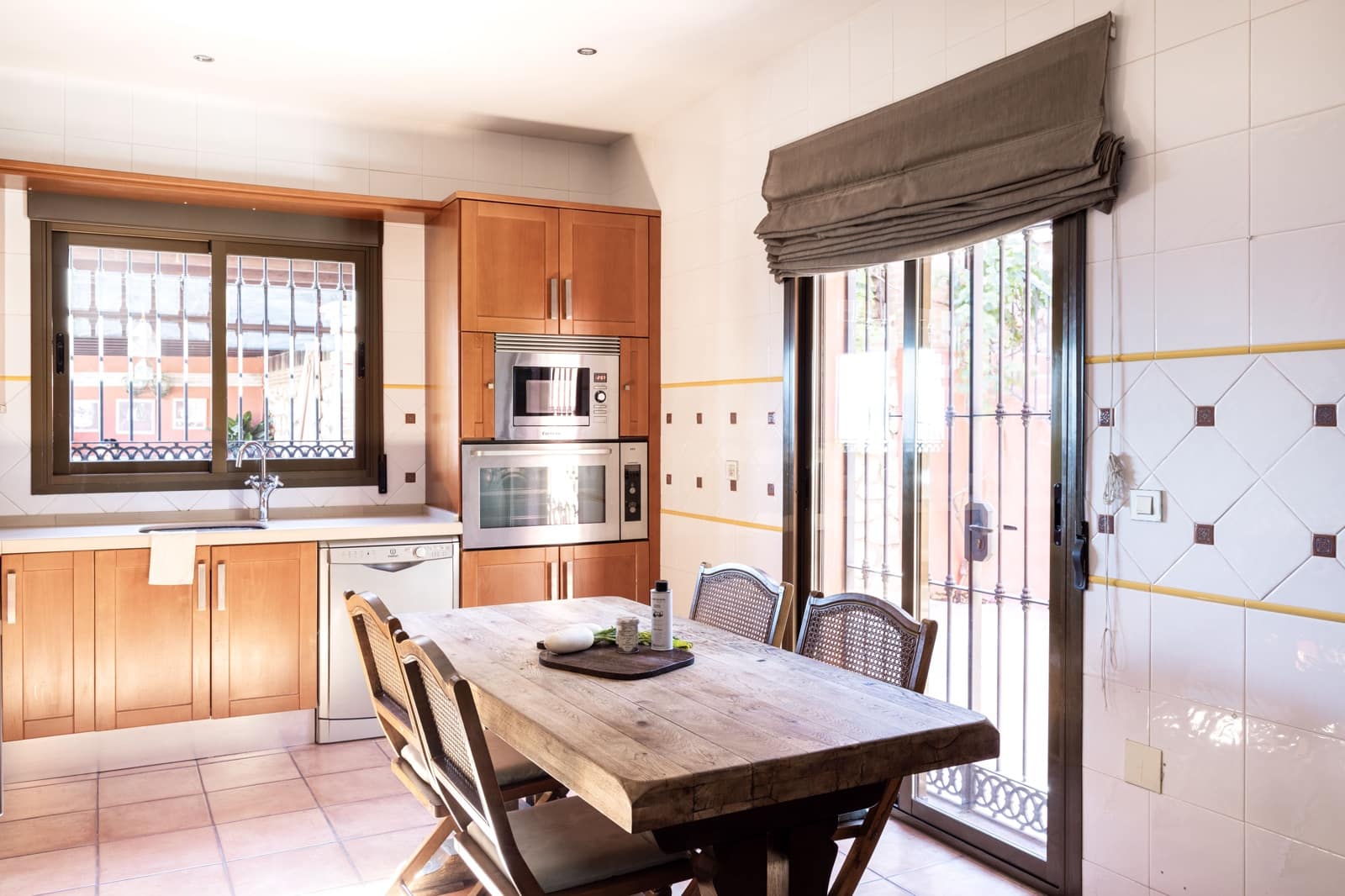 7 sypialnia Dom na sprzedaż w Alhaurin de la Torre z basenem - 850 000 € (Ref: 8374320)