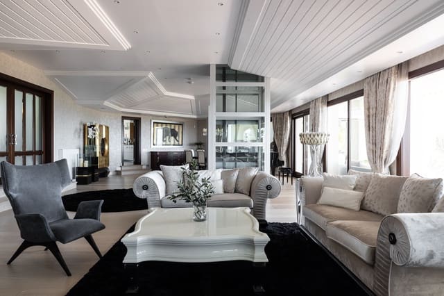 Chalet de 7 habitaciones en Hacienda Las Chapas, Marbella en venta con piscina - 5.900.000 € (Ref: 8383771)