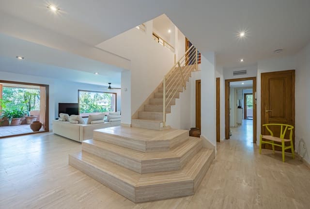 5 camera da letto Appartamento in vendita in Marbella - 1.550.000 € (Rif: 8383772)