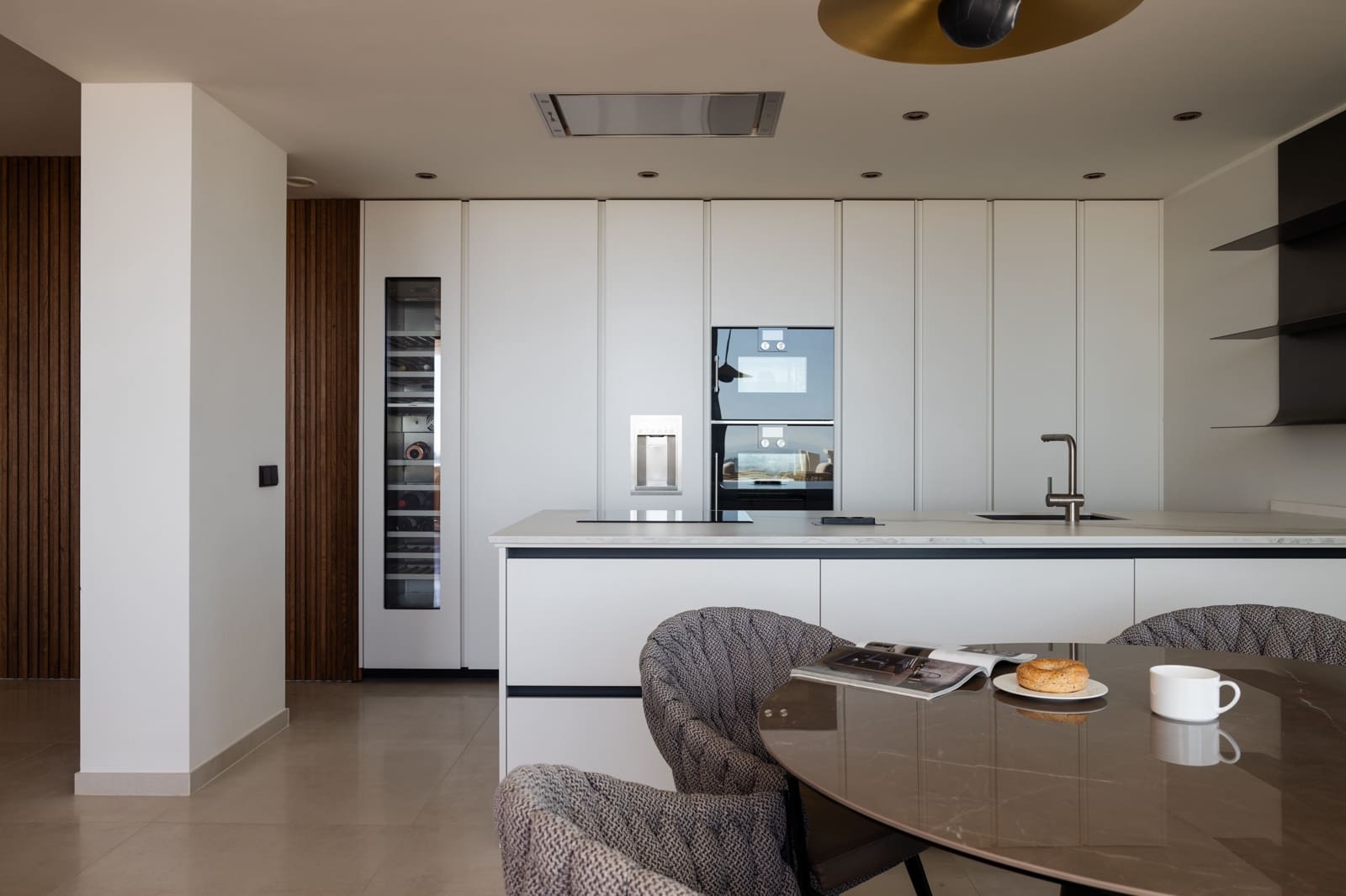 2 sypialnia Apartament na sprzedaż w Marbella z basenem - 1 420 000 € (Ref: 8395660)