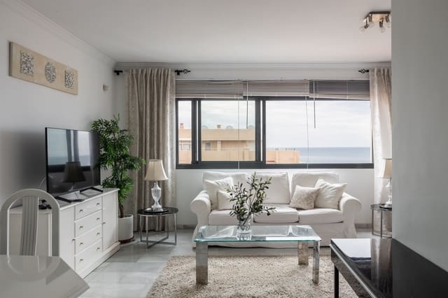 2 makuuhuone Kattohuoneisto myytävänä paikassa Las Gaviotas  - Carvajal, Fuengirola mukana uima-altaan - 479 000 € (Ref: 8397670)