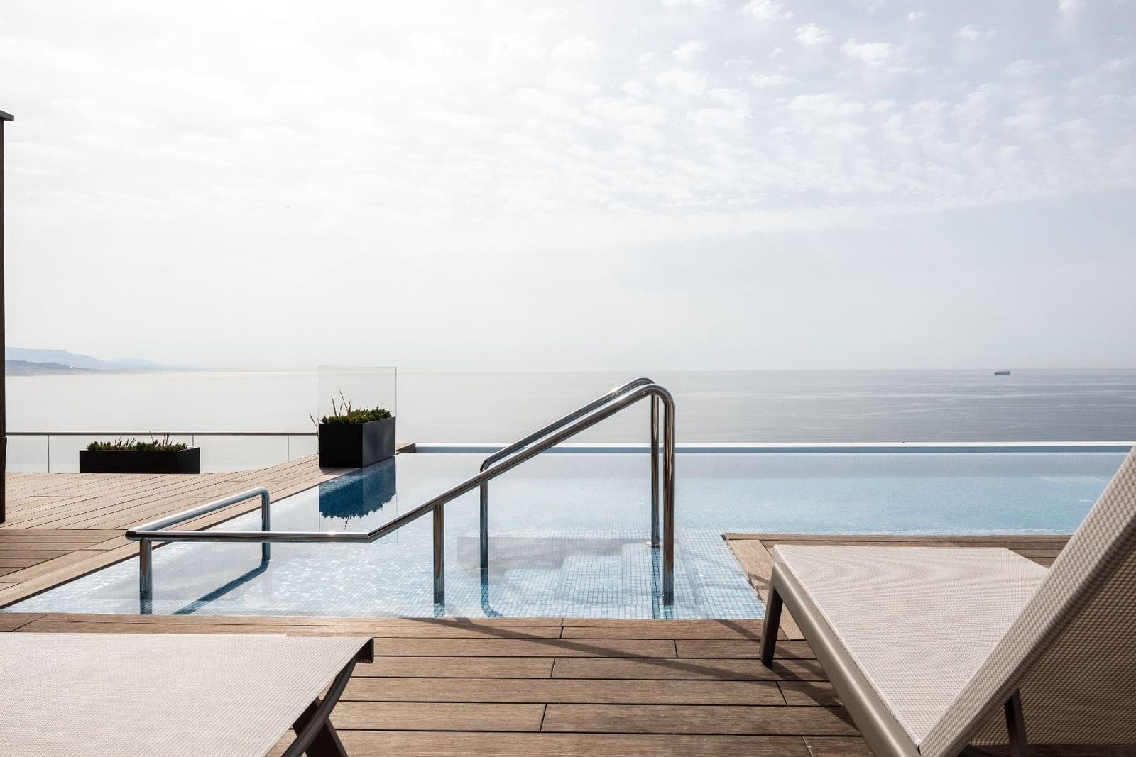 4 soveværelse Lejlighed til salg i Malaga by med swimmingpool - € 3.750.000 (Ref: 8397953)