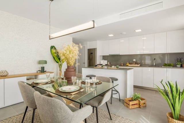 Apartamento de 2 habitaciones en Mijas Costa, Mijas en venta con piscina - 465.800 € (Ref: 8420516)