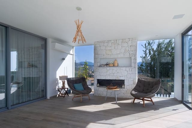 Chalet de 6 habitaciones en Benahavís pueblo, Benahavís en venta con piscina - 5.300.000 € (Ref: 8434762)