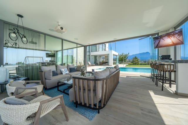 Chalet de 6 habitaciones en Benahavís pueblo, Benahavís en venta con piscina - 5.300.000 € (Ref: 8434762)