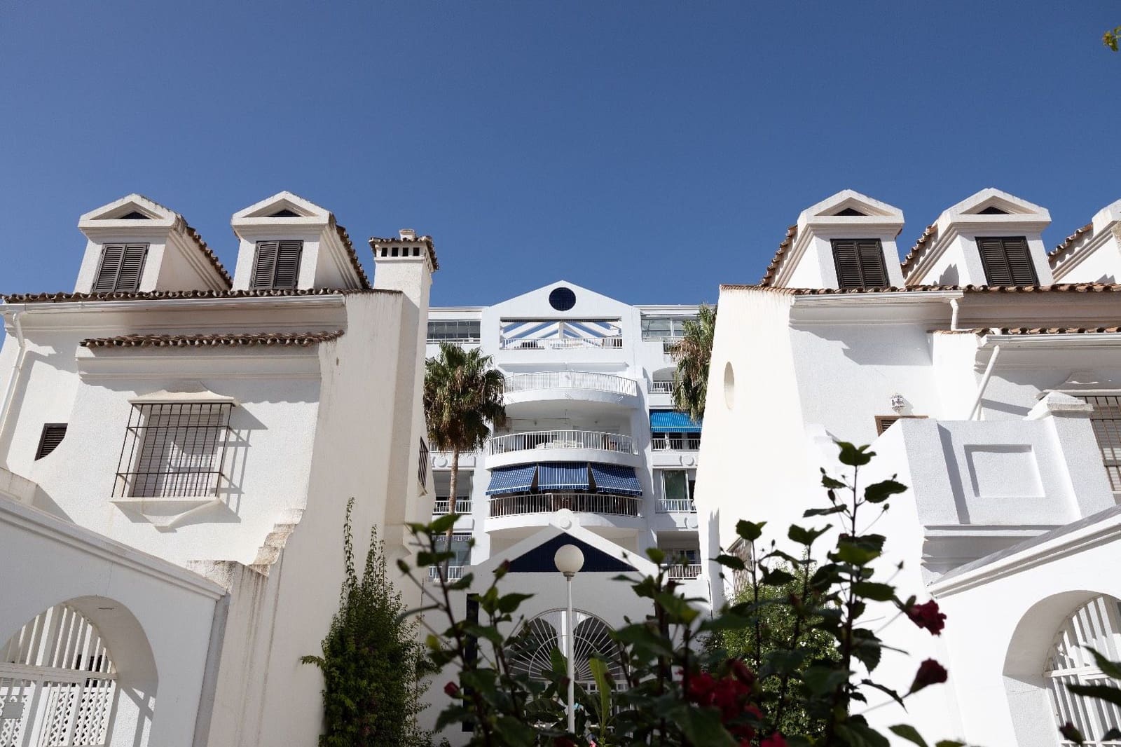 4 soveværelse Lejlighed til salg i Fuengirola med swimmingpool - € 1.275.000 (Ref: 8437923)