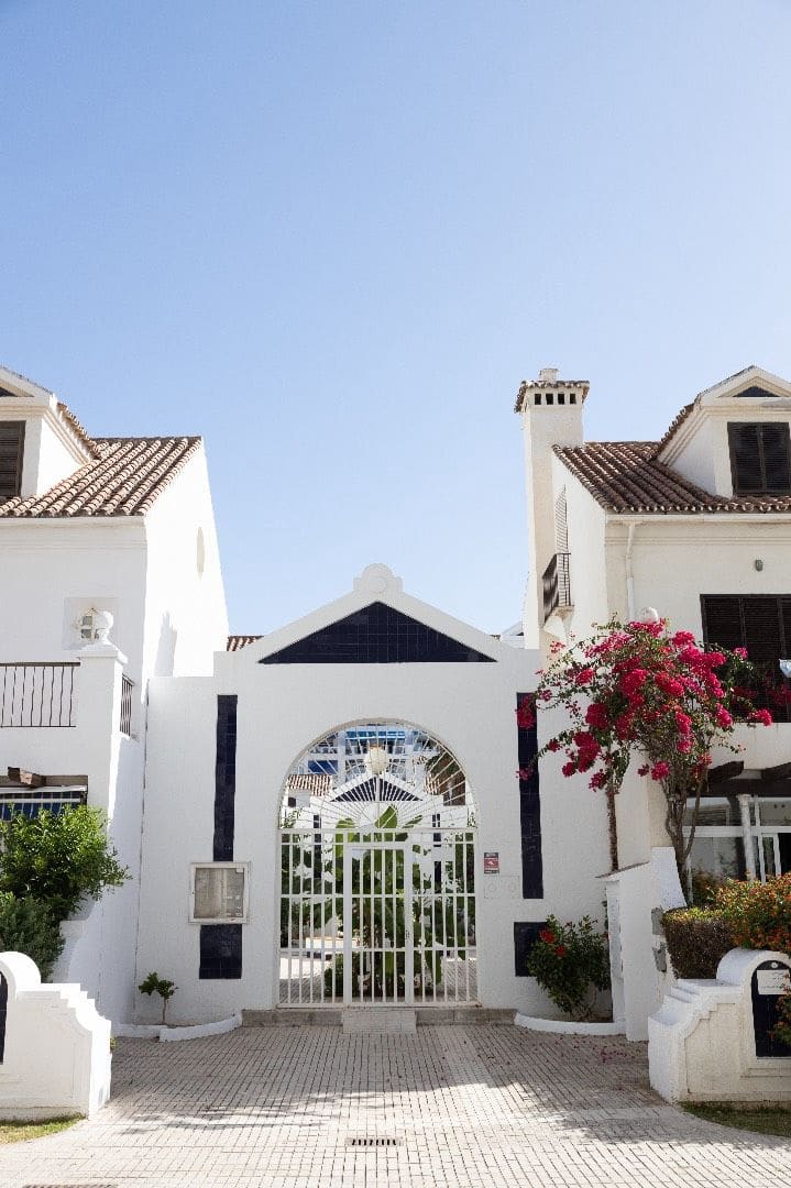 4 soveværelse Lejlighed til salg i Fuengirola med swimmingpool - € 1.275.000 (Ref: 8437923)