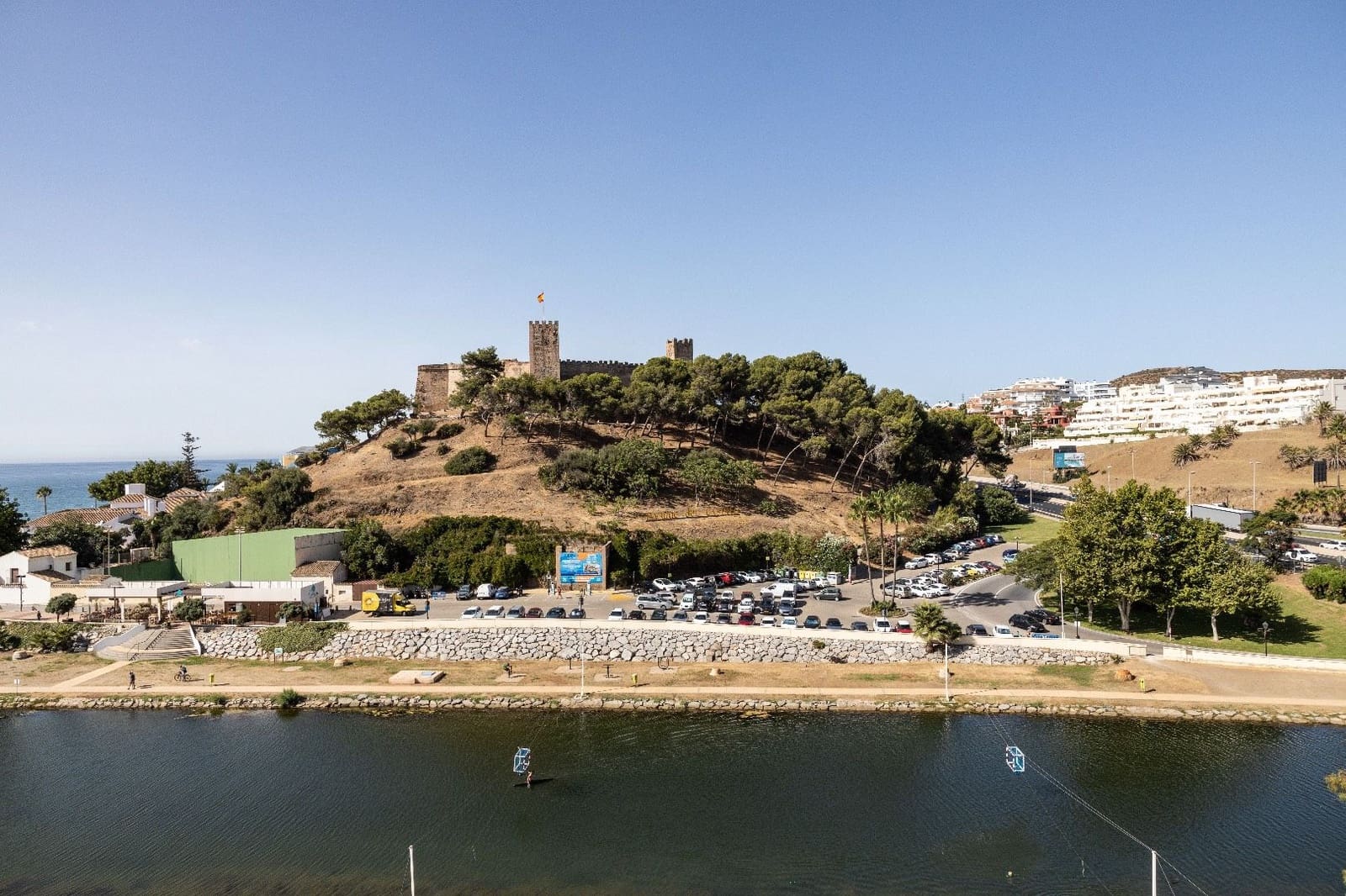 4 soveværelse Lejlighed til salg i Fuengirola med swimmingpool - € 1.275.000 (Ref: 8437923)