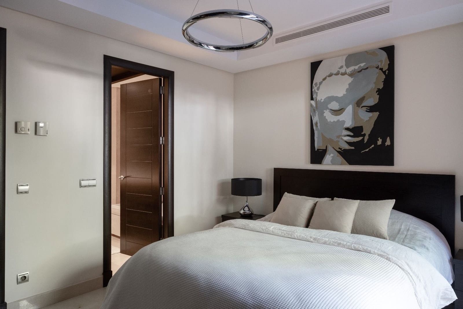 2 Zimmer Apartment zu verkaufen in Marbella mit Pool - 1.800.000 € (Ref: 8439631)