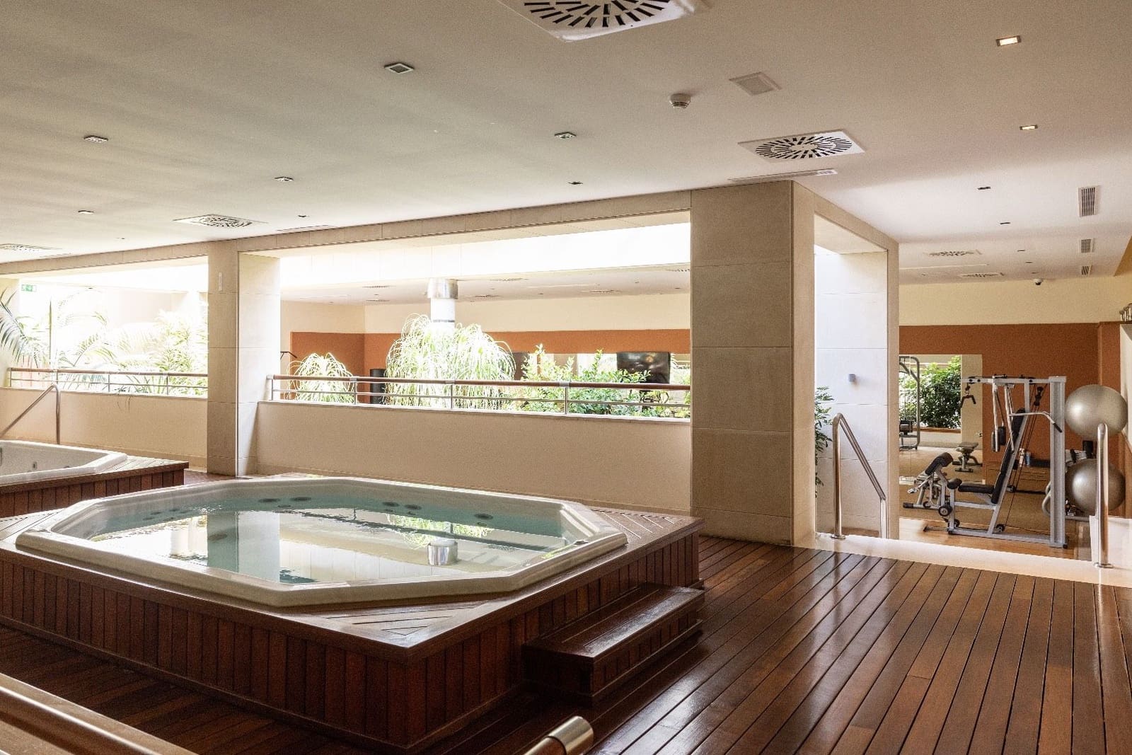 2 Zimmer Apartment zu verkaufen in Marbella mit Pool - 1.800.000 € (Ref: 8439631)