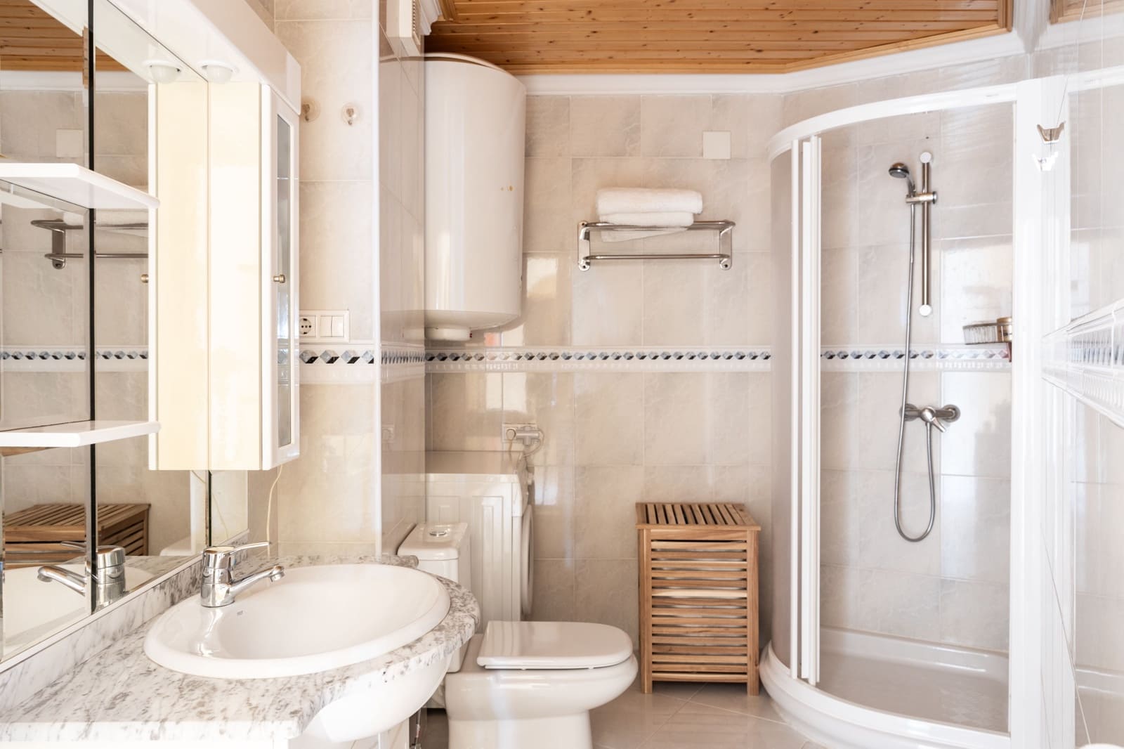 3 bedroom Penthouse for sale in Torrox with pool - € 675,000 (Ref: 8494557)