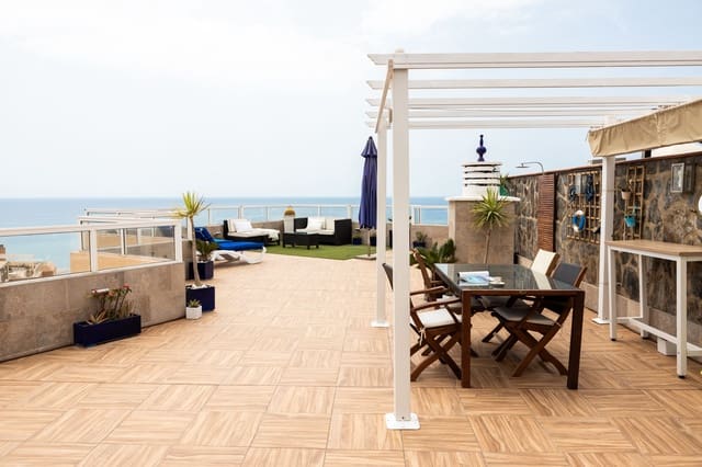 3 soveværelse Penthouse til salg i Centro Internacional, Torrox med swimmingpool - € 675.000 (Ref: 8494557)