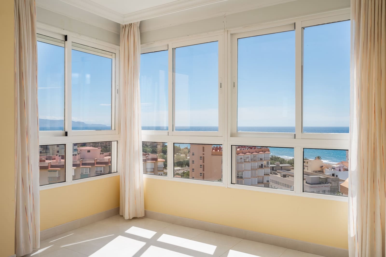3 bedroom Penthouse for sale in Torrox with pool - € 675,000 (Ref: 8494557)