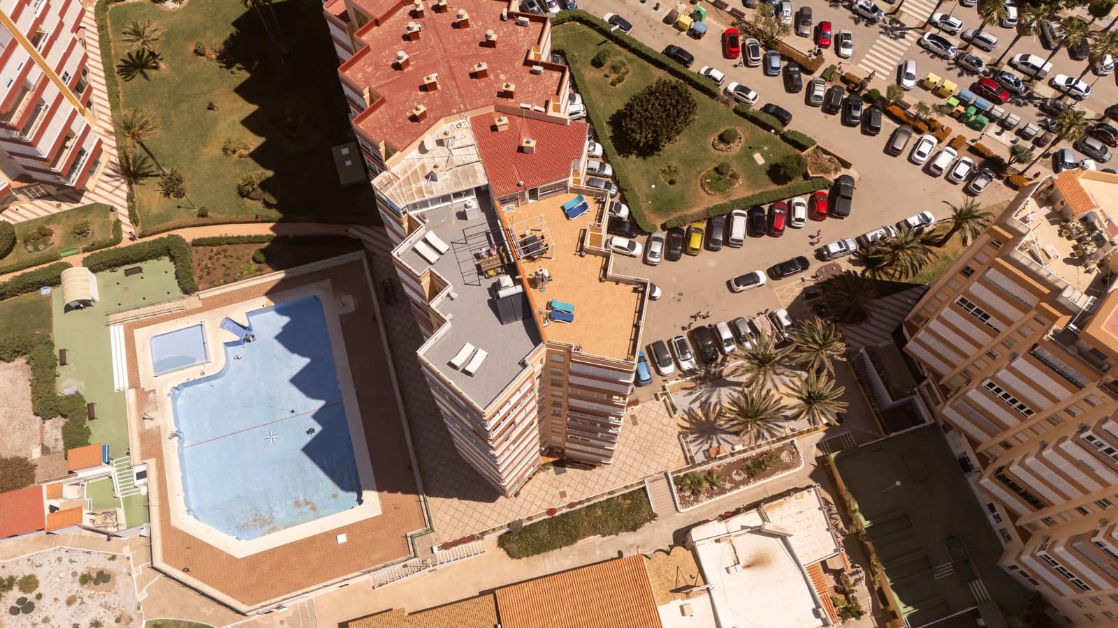 3 bedroom Penthouse for sale in Torrox with pool - € 675,000 (Ref: 8494557)