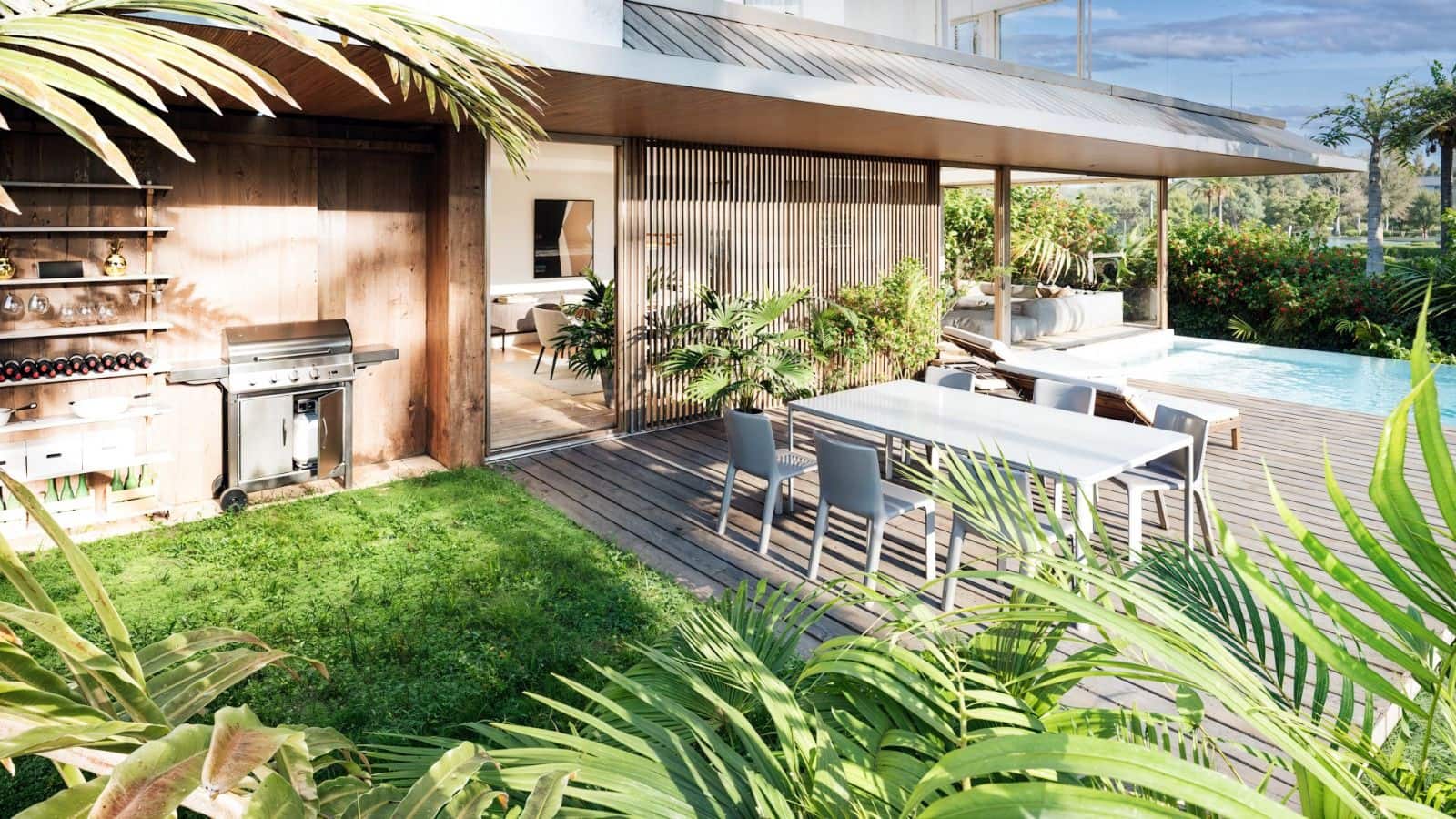 Chalet de 3 habitaciones en Estepona en venta con piscina - 1.520.000 € (Ref: 8499227)