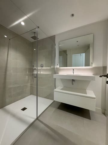 2 makuuhuone Kattohuoneisto myytävänä paikassa El Higuerón, Fuengirola - 850 000 € (Ref: 8506955)