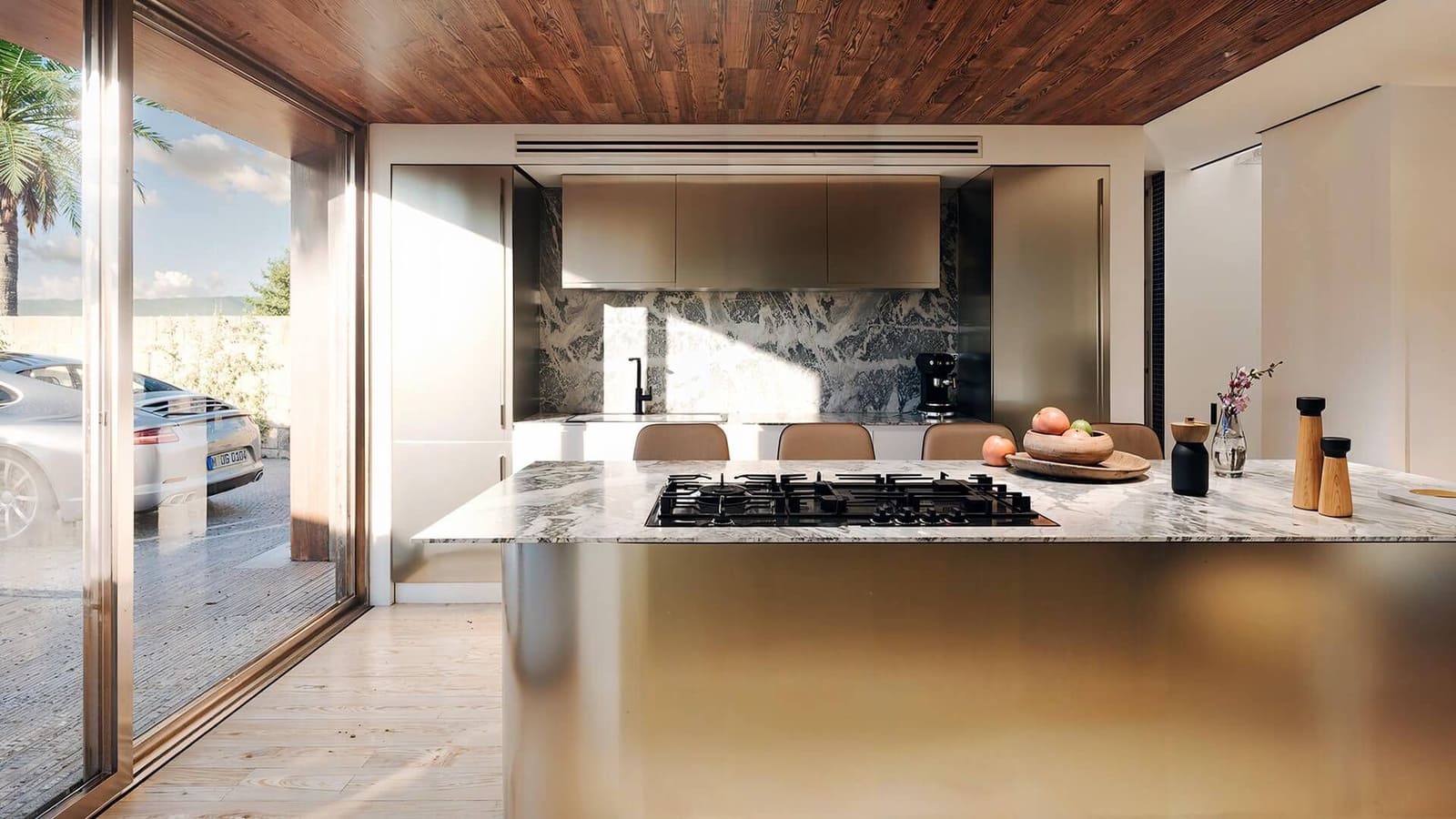 4 bedroom Villa for sale in Estepona with pool - € 1,520,000 (Ref: 8510373)