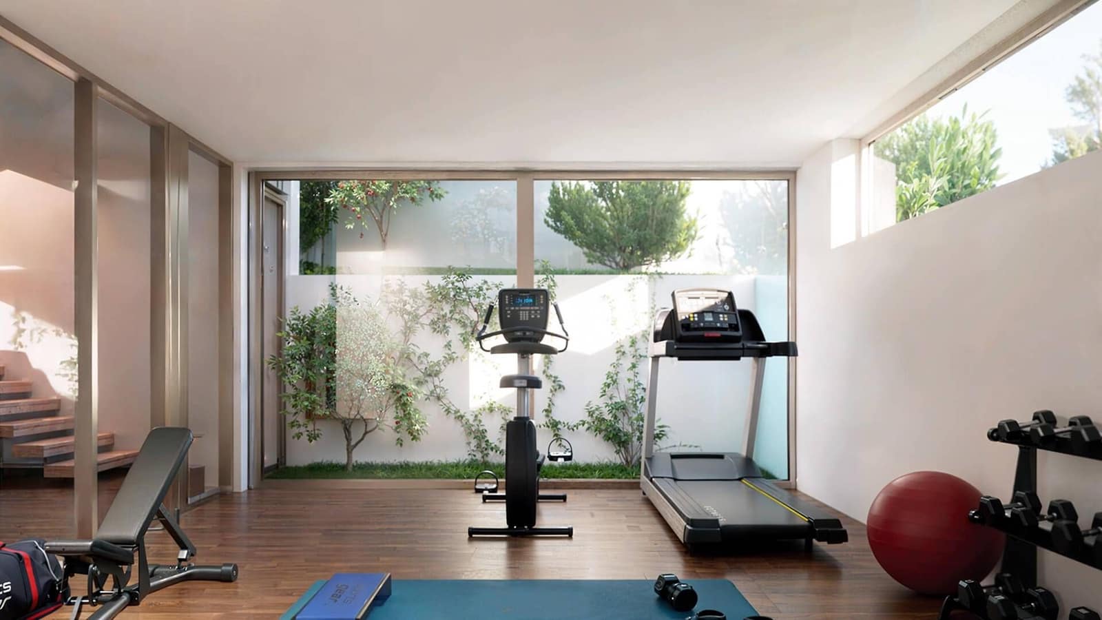 4 bedroom Villa for sale in Estepona with pool - € 1,520,000 (Ref: 8510373)