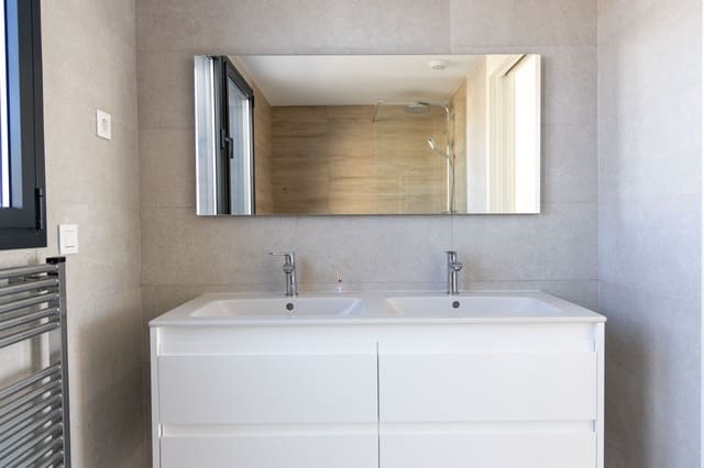 3 bedroom Penthouse for rent in Torremolinos - € 5,700 (Ref: 8510588)