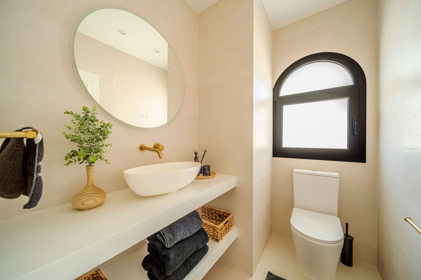 5 bedroom Villa for sale in Benalmadena with pool - € 2,695,000 (Ref: 8552302)