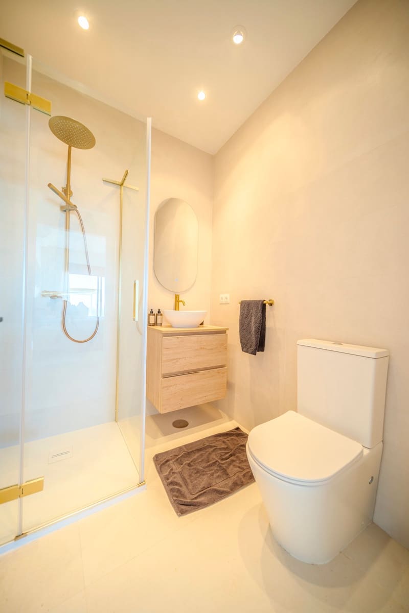 5 bedroom Villa for sale in Benalmadena with pool - € 2,695,000 (Ref: 8552302)