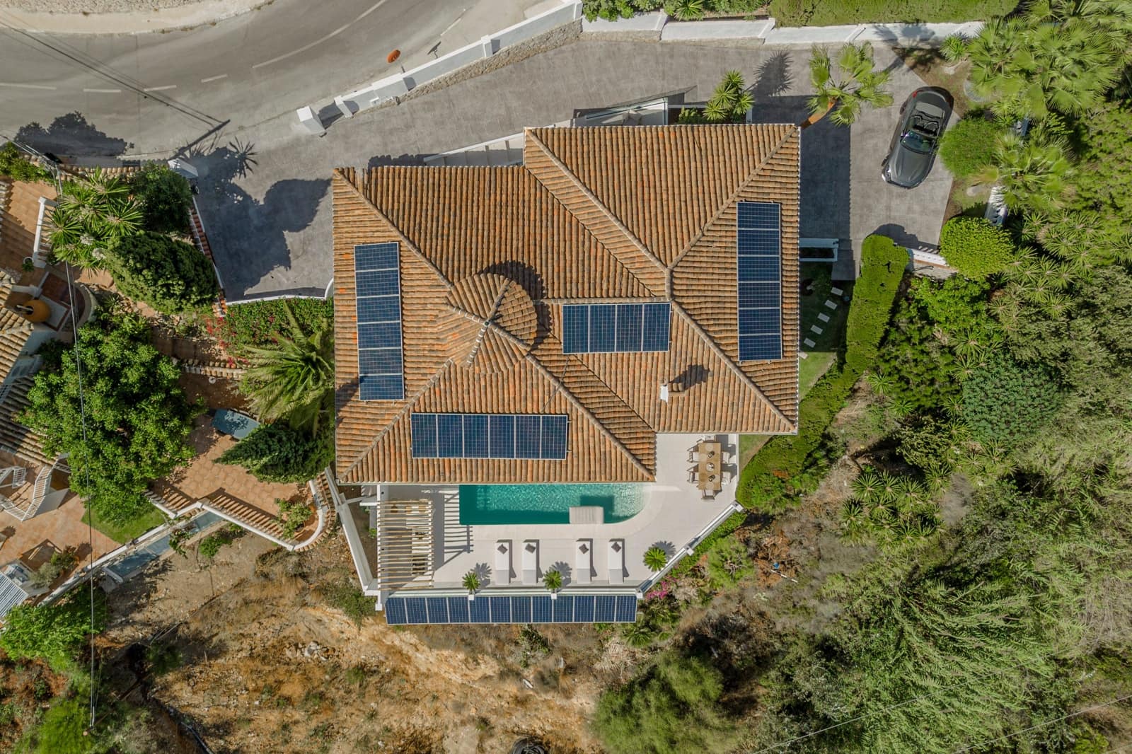 5 bedroom Villa for sale in Benalmadena with pool - € 2,695,000 (Ref: 8552302)