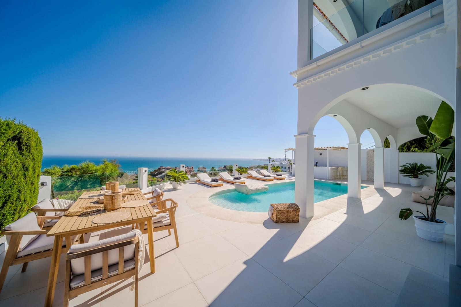 5 bedroom Villa for sale in Benalmadena with pool - € 2,695,000 (Ref: 8552302)