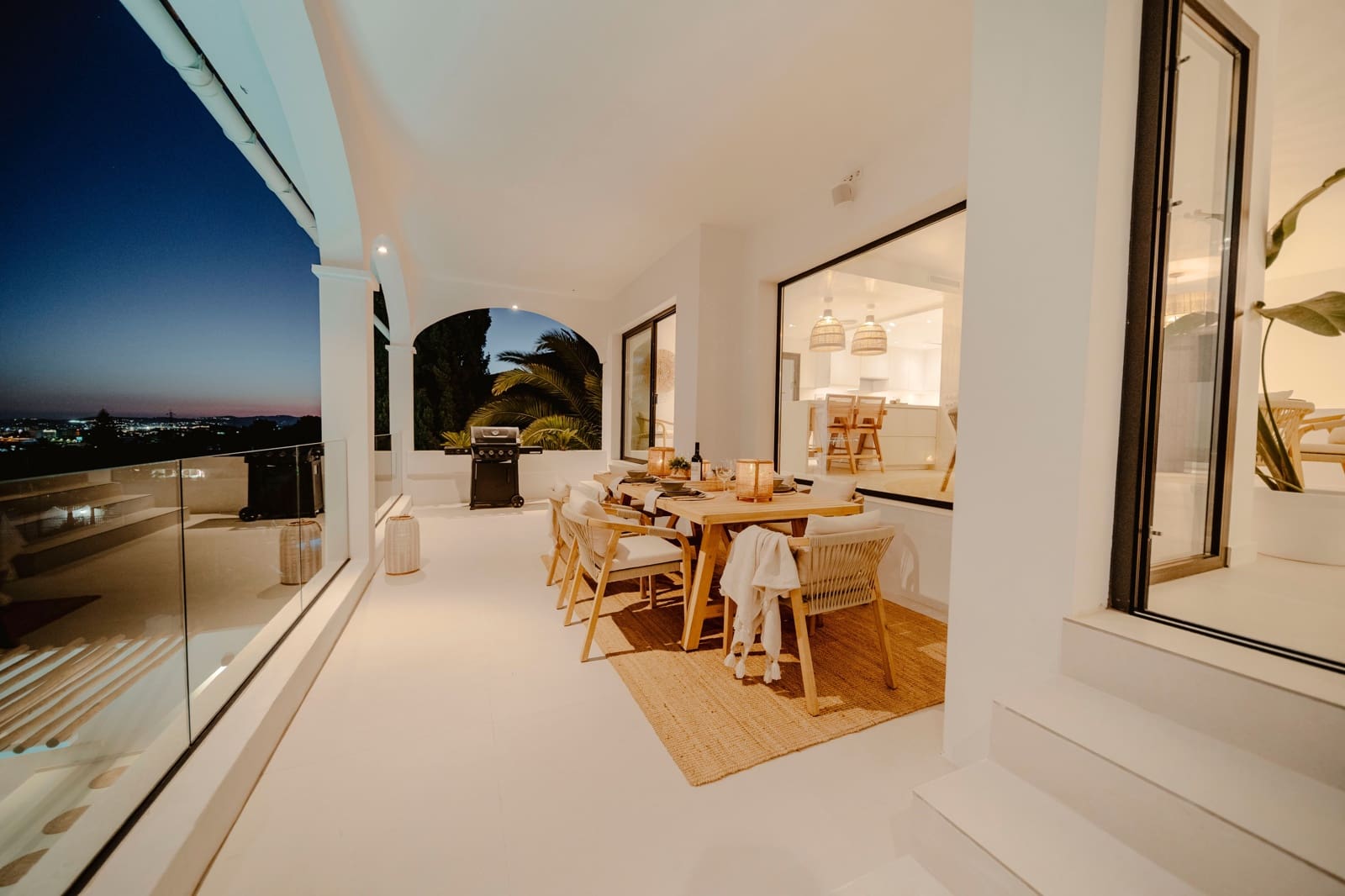 5 bedroom Villa for sale in Benalmadena with pool - € 2,695,000 (Ref: 8552302)