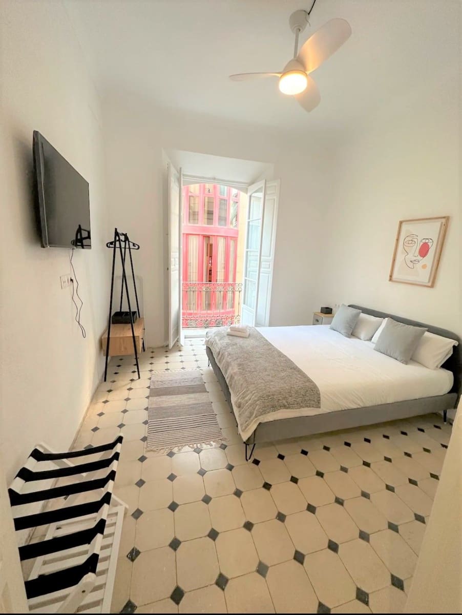 2 slaapkamer Appartement te koop in Malaga stad - € 560.000 (Ref: 8553051)