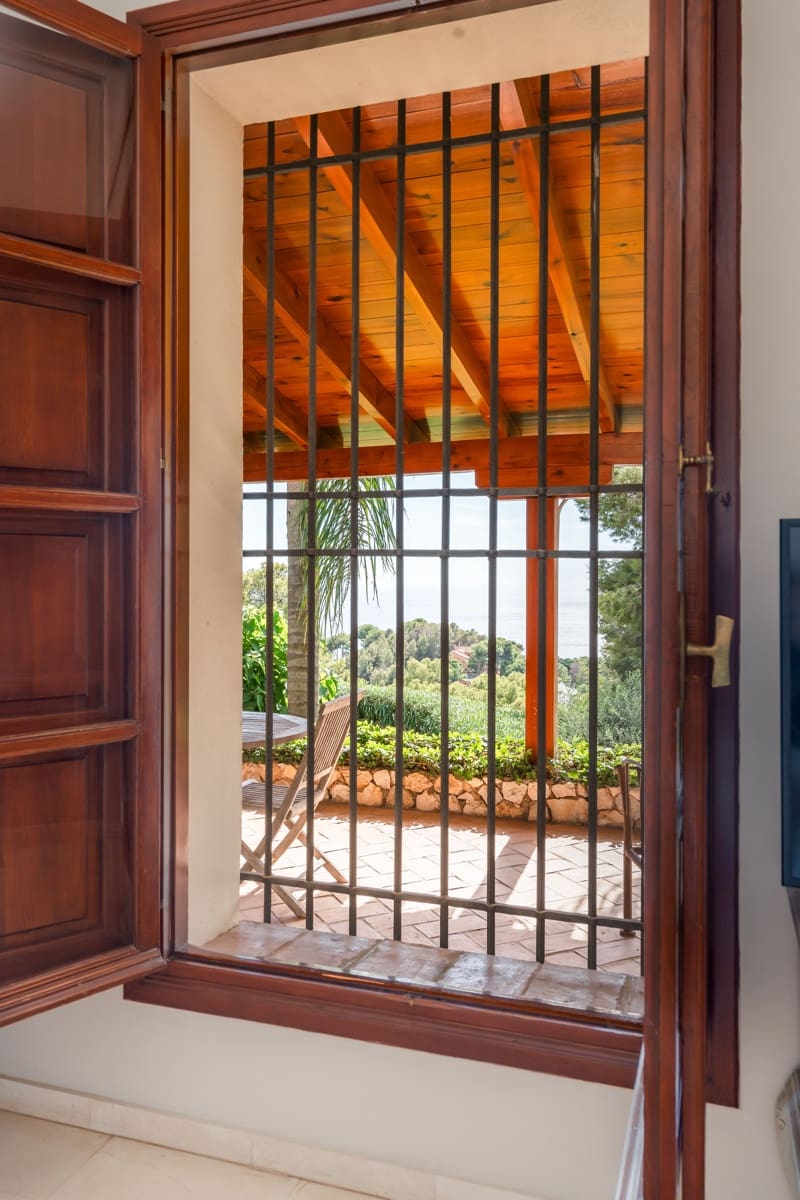 5 soveværelse Villa til salg i Malaga by med swimmingpool - € 1.990.000 (Ref: 8566875)