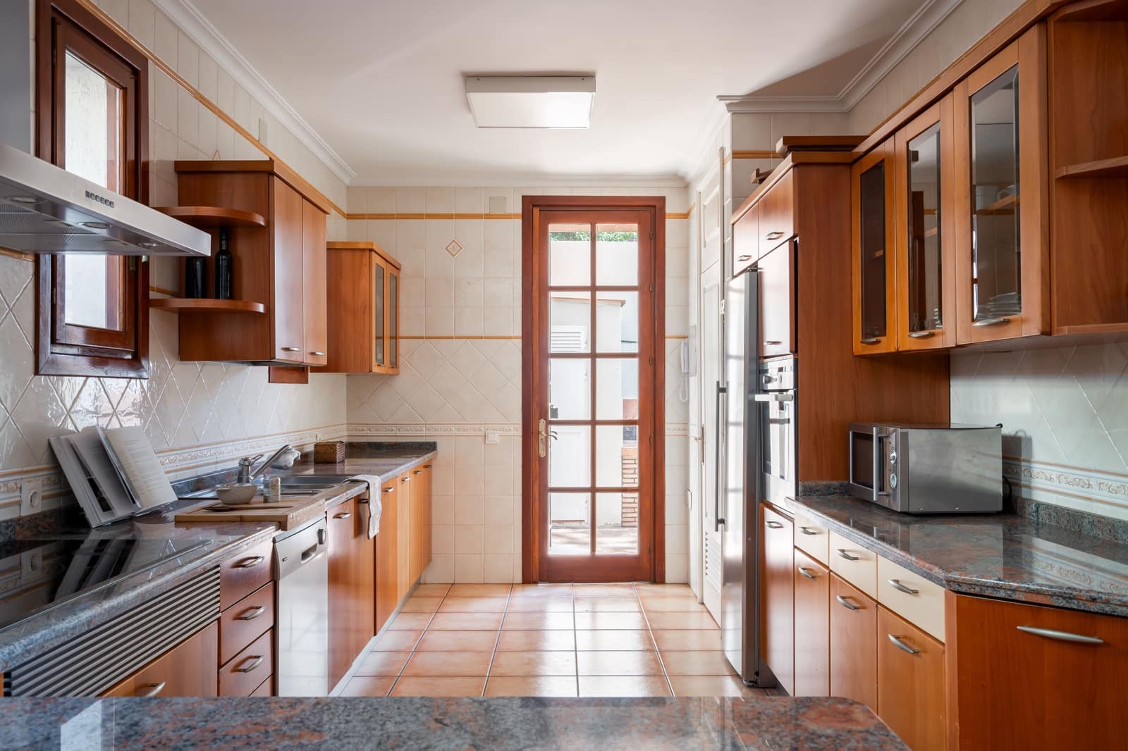 5 soveværelse Villa til salg i Malaga by med swimmingpool - € 1.990.000 (Ref: 8566875)