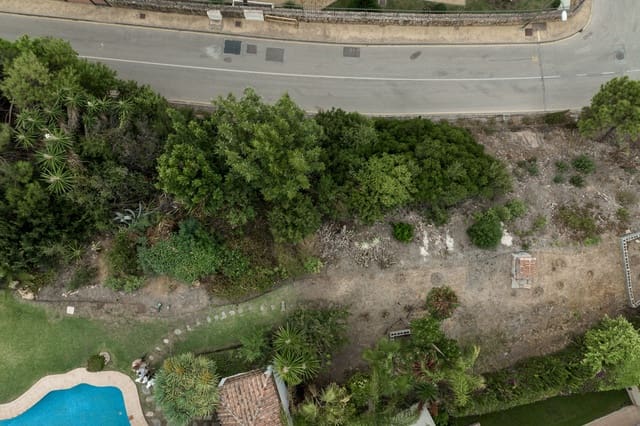 Hus til salgs i Los Arqueros - Puerto del Almendro, Benahavís - € 795 000 (Ref: 8570761)