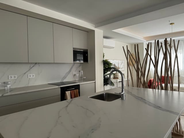 3 sypialnia Apartament na sprzedaż w Monte Sancha, Miasto Málaga - 1 190 000 € (Ref: 8578648)