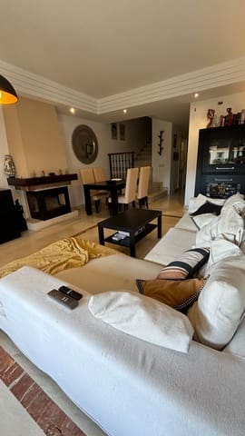 3 soverom Hus til salgs i Mijas Costa, Mijas med svømmebasseng - € 539 000 (Ref: 8596102)