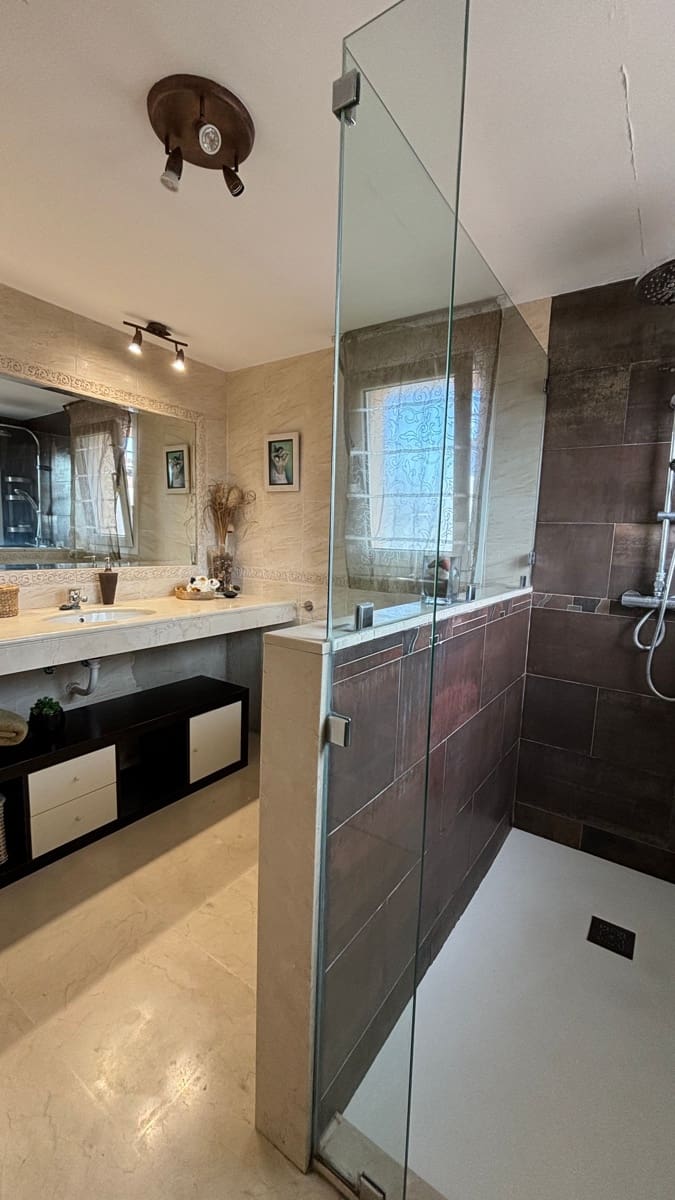 3 soverom Hus til salgs i Mijas Costa med svømmebasseng - € 539 000 (Ref: 8596102)