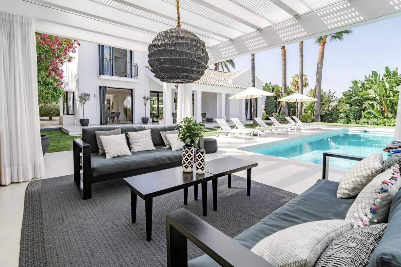 Chalet de 4 habitaciones en Marbella en venta - 4.495.000 € (Ref: 8596104)