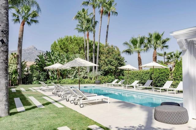 Chalet de 4 habitaciones en Marbella en venta - 4.495.000 € (Ref: 8596104)