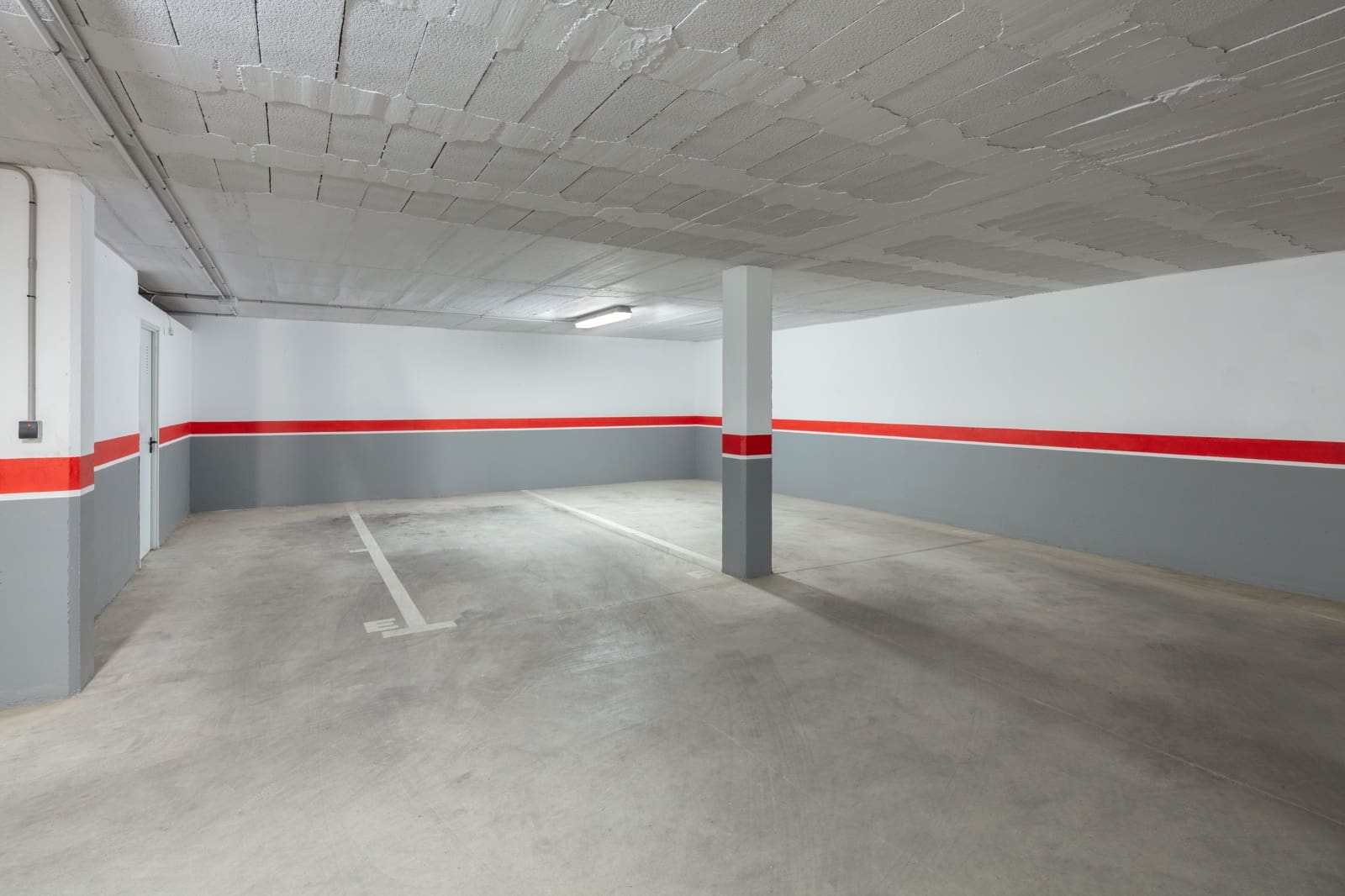 Ático de 3 habitaciones en Marbella en venta con piscina - 1.895.000 € (Ref: 8599016)