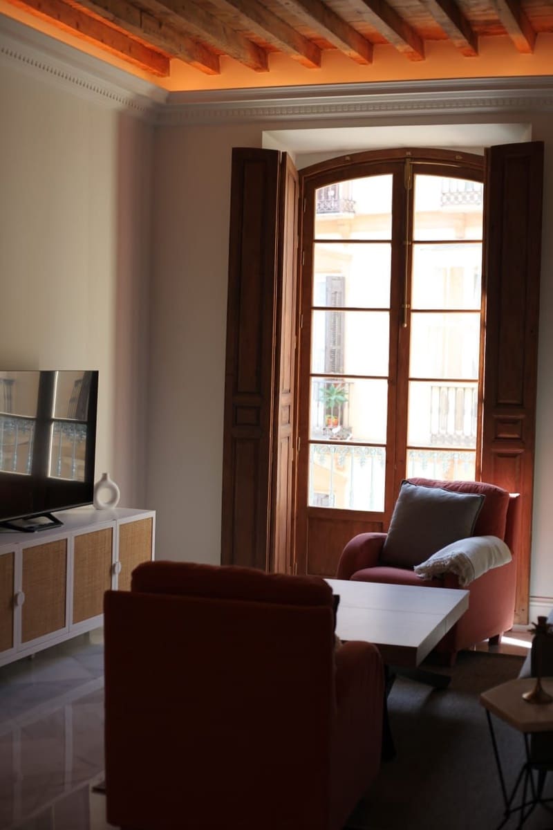 2 bedroom Apartment for rent in Malaga city - € 2,300 (Ref: 8605162)