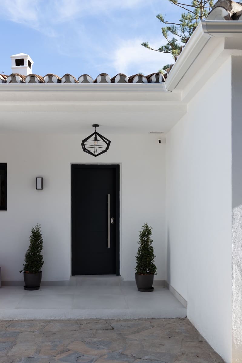 3 Zimmer Villa zu verkaufen in Benahavis mit Pool - 1.750.000 € (Ref: 8607929)