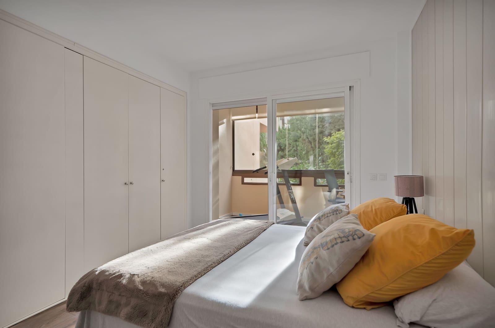 3 soveværelse Lejlighed til salg i Marbella med swimmingpool - € 750.000 (Ref: 8610038)