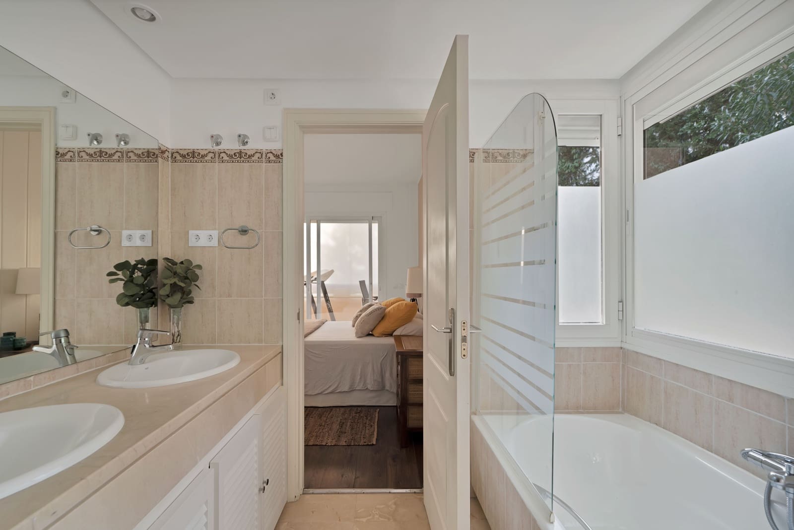 3 soveværelse Lejlighed til salg i Marbella med swimmingpool - € 750.000 (Ref: 8610038)